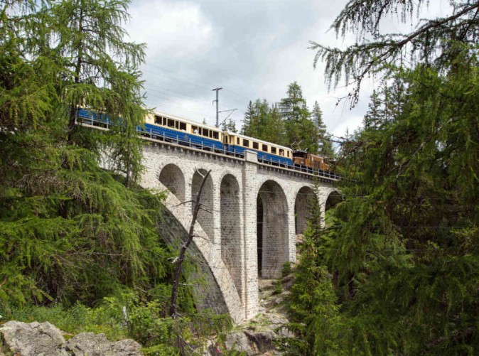 052_Schoene Aussichten Touristik-Alpine Classic Pullman Expressrhb1383